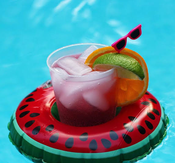 Görögdinnye felfújható úszó italtartó